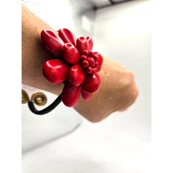 Amazing Red Leather Floral Bracelet Cuff with brass wrapped in black silk vintag - Picture 8 of 8